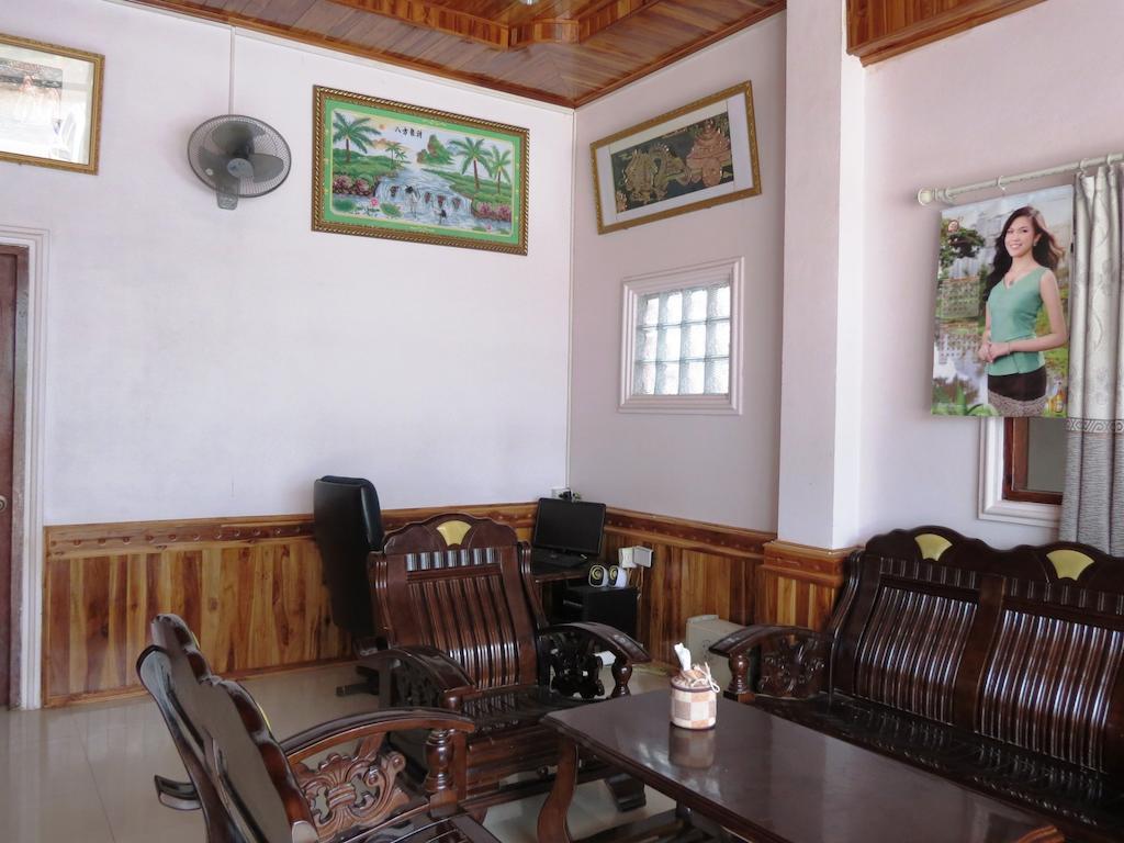 Kingmala Guesthouse Луанг Намта Екстериор снимка