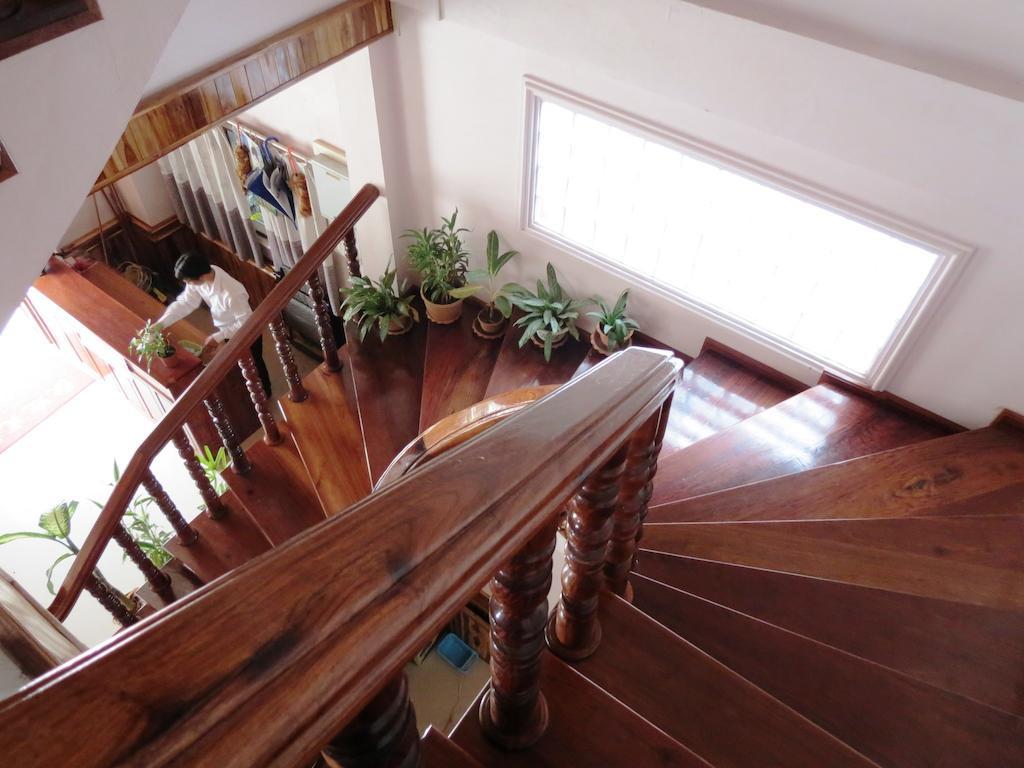 Kingmala Guesthouse Луанг Намта Екстериор снимка