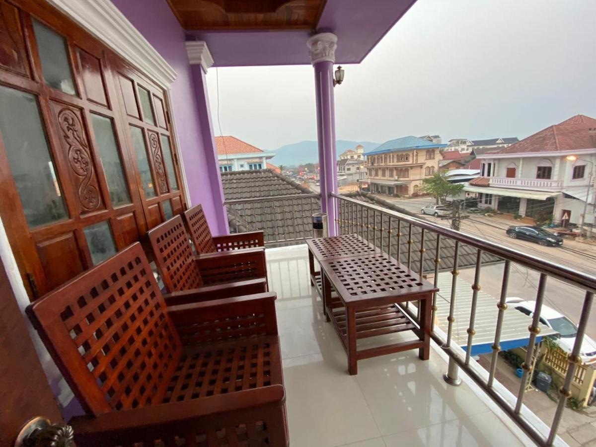 Kingmala Guesthouse Луанг Намта Екстериор снимка
