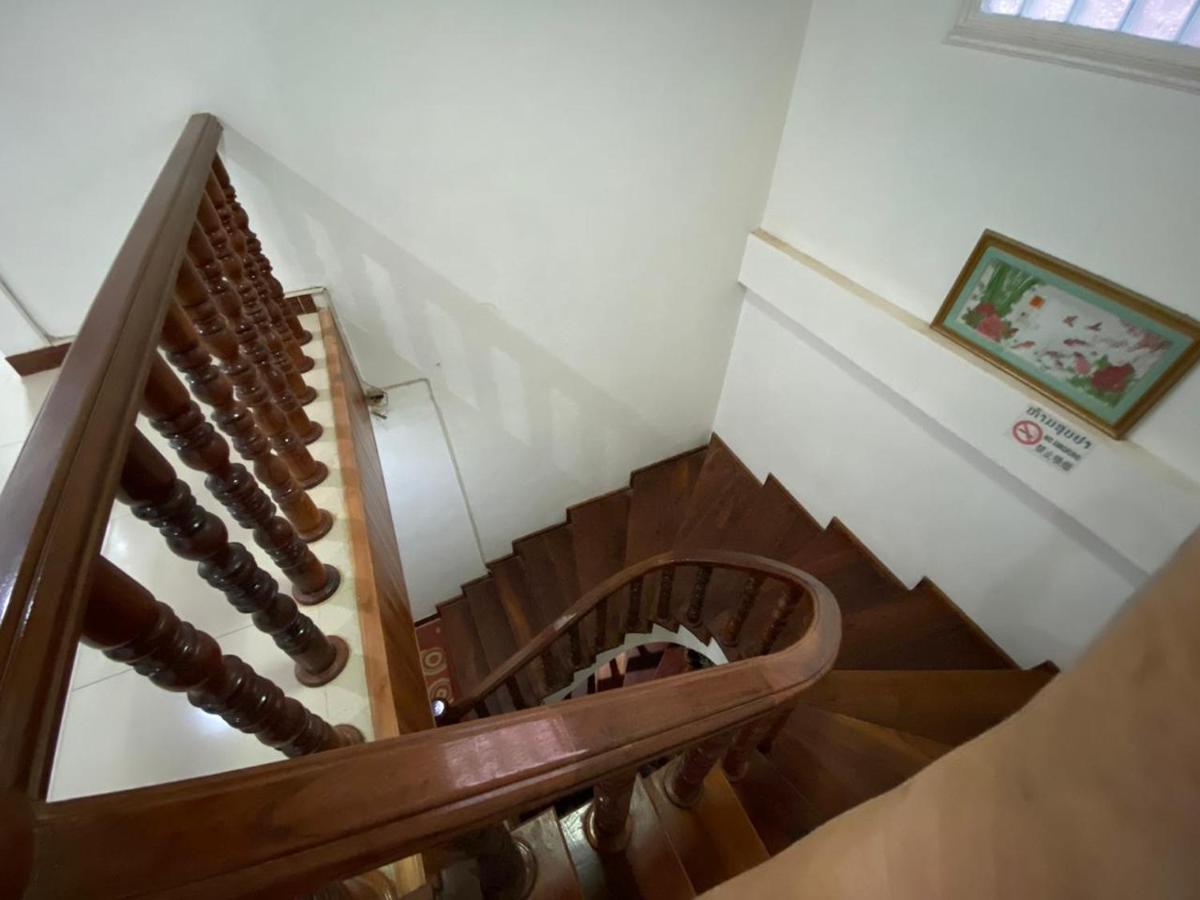 Kingmala Guesthouse Луанг Намта Екстериор снимка