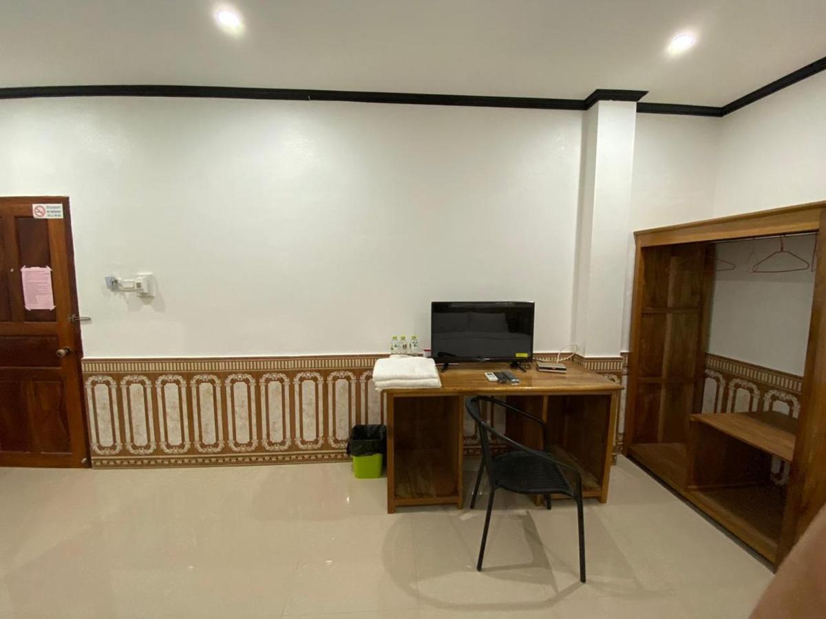 Kingmala Guesthouse Луанг Намта Екстериор снимка