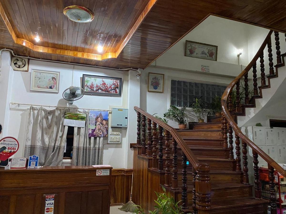 Kingmala Guesthouse Луанг Намта Екстериор снимка