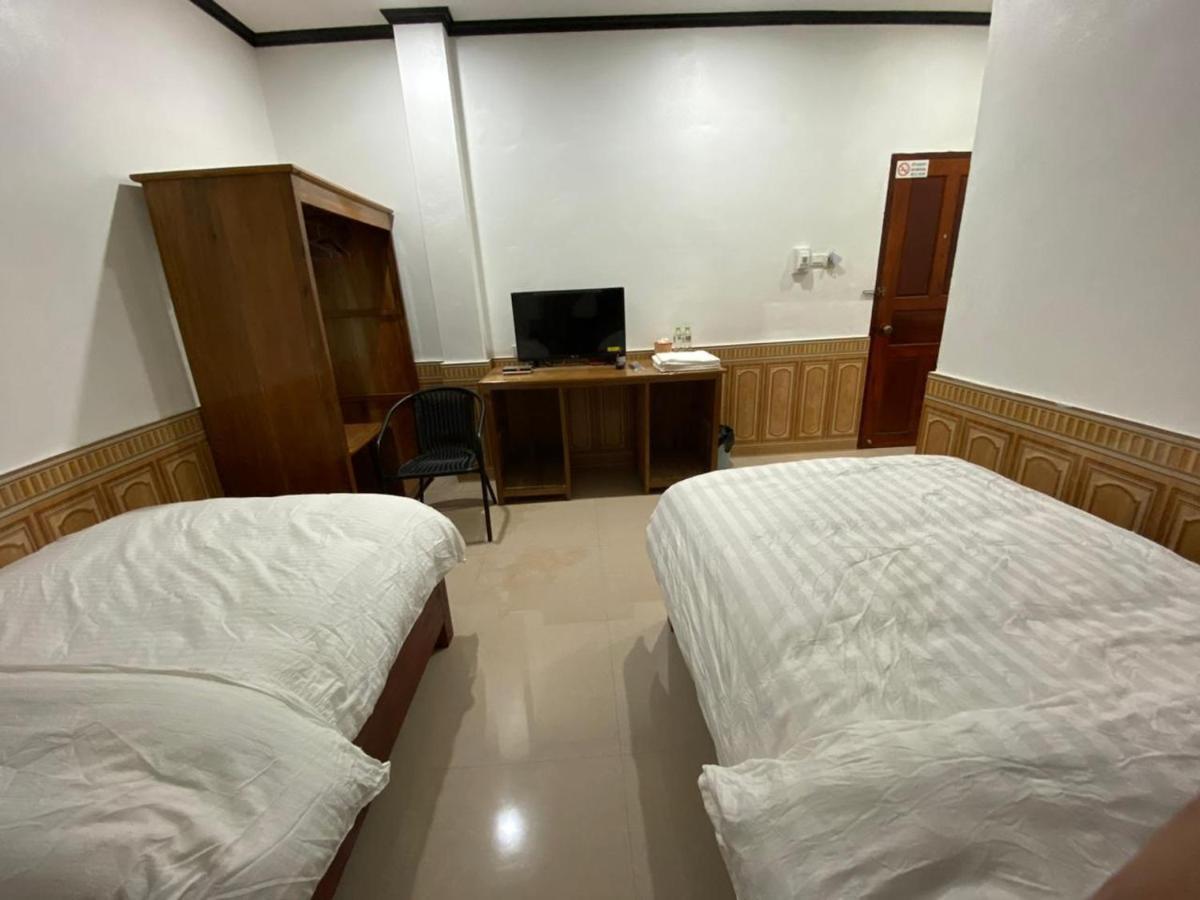 Kingmala Guesthouse Луанг Намта Екстериор снимка
