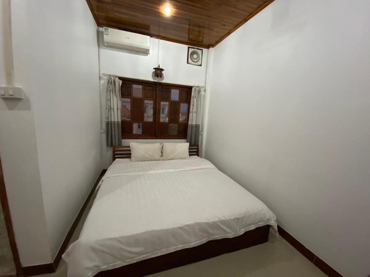 Kingmala Guesthouse Луанг Намта Екстериор снимка